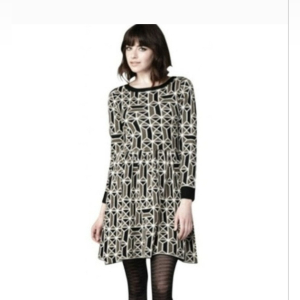 Dear Creatures- Women's Geometric Black and Beige Dress M  Casual